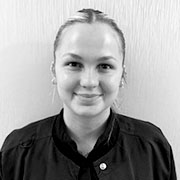 Mayce, Dental Assistant